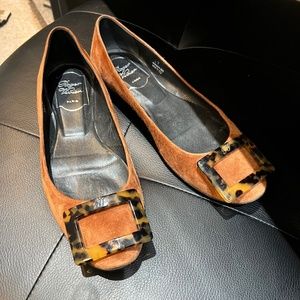 SOLD Roger Vivier Suede Flats